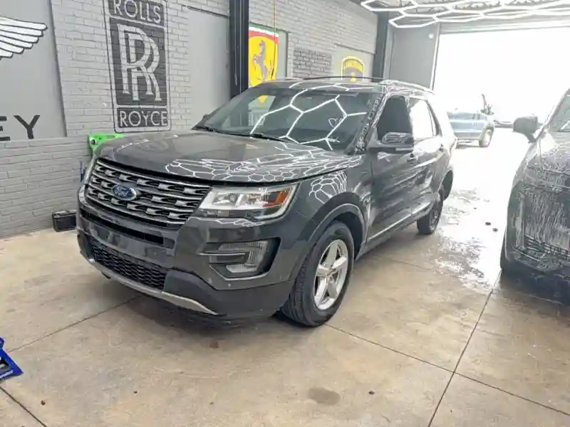 1FM5K8D88HGA45670 2017 FORD EXPLORER-1