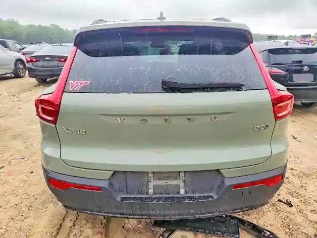 YV4L12UK5R2215860 2024 VOLVO XC40 CORE-5
