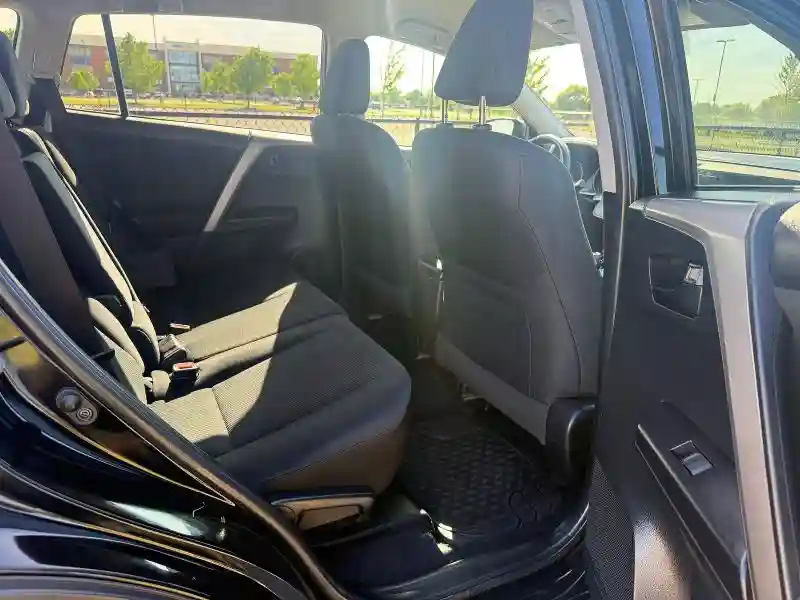2T3ZFREV7JW467427 2018 TOYOTA RAV4-5