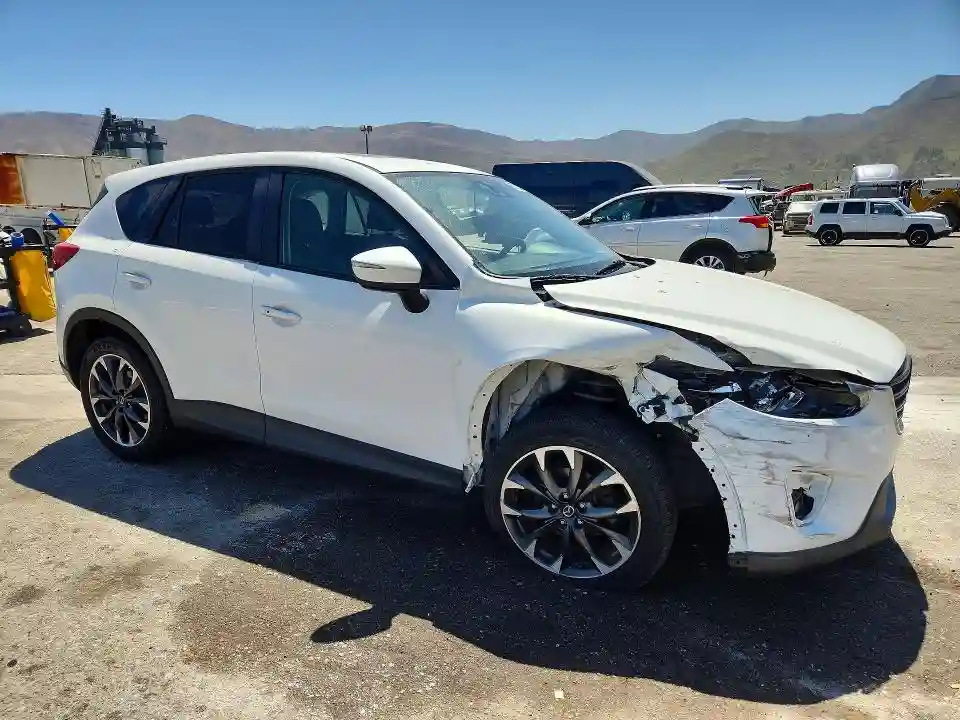 JM3KE2DY9G0730805 2016 MAZDA CX-5-3
