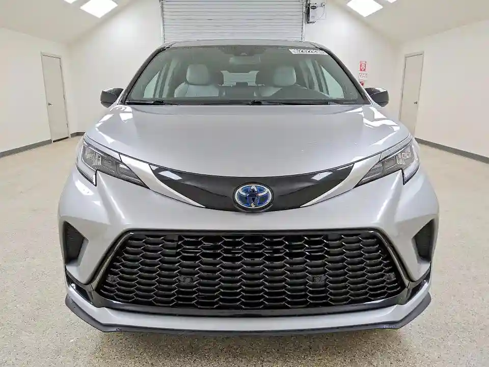 5TDDSKFCXPS096350 2023 TOYOTA SIENNA-4