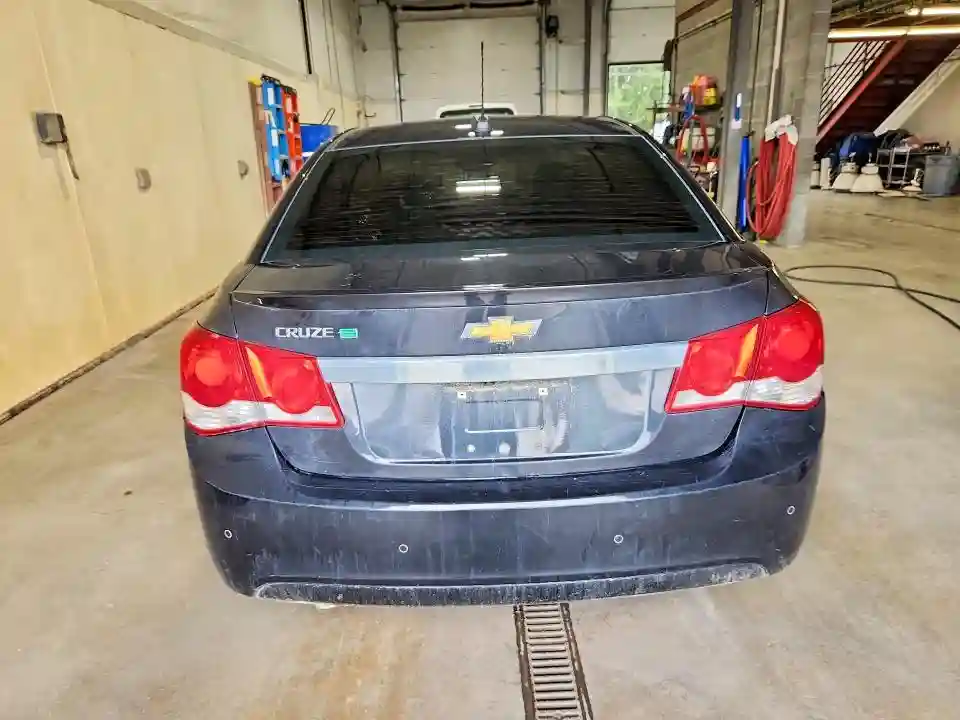 1G1P75SZ3F7298944 2015 CHEVROLET CRUZE-5