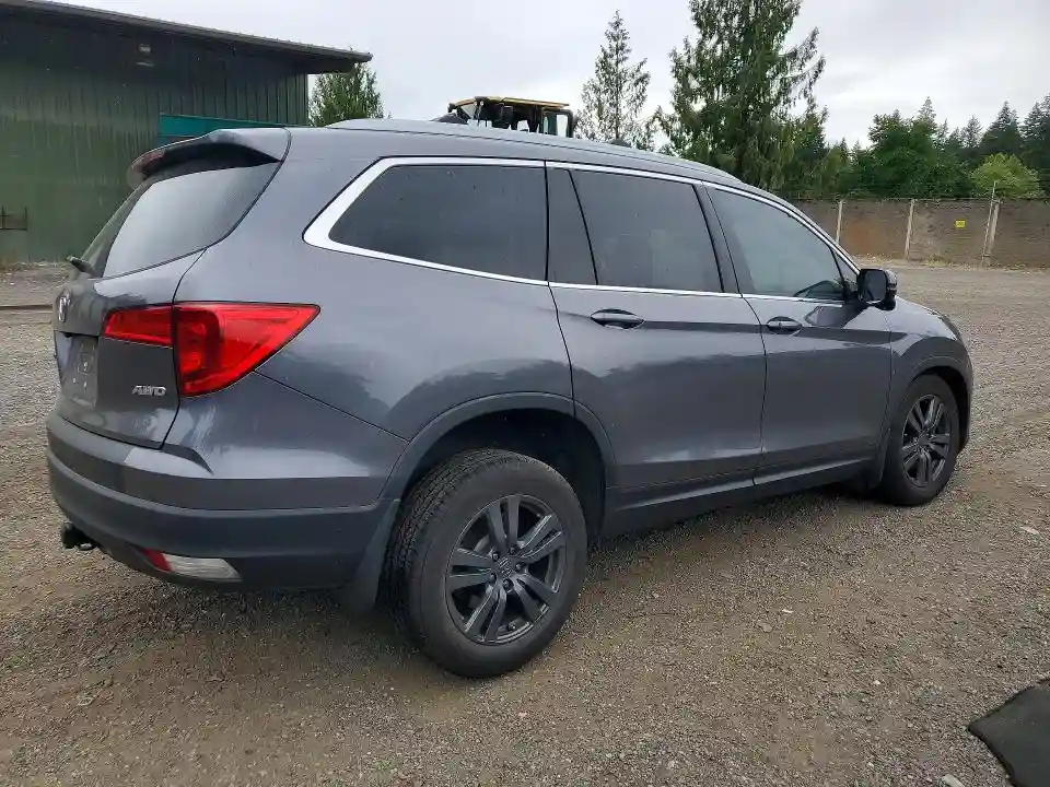 5FNYF6H60HB000753 2017 HONDA PILOT-2