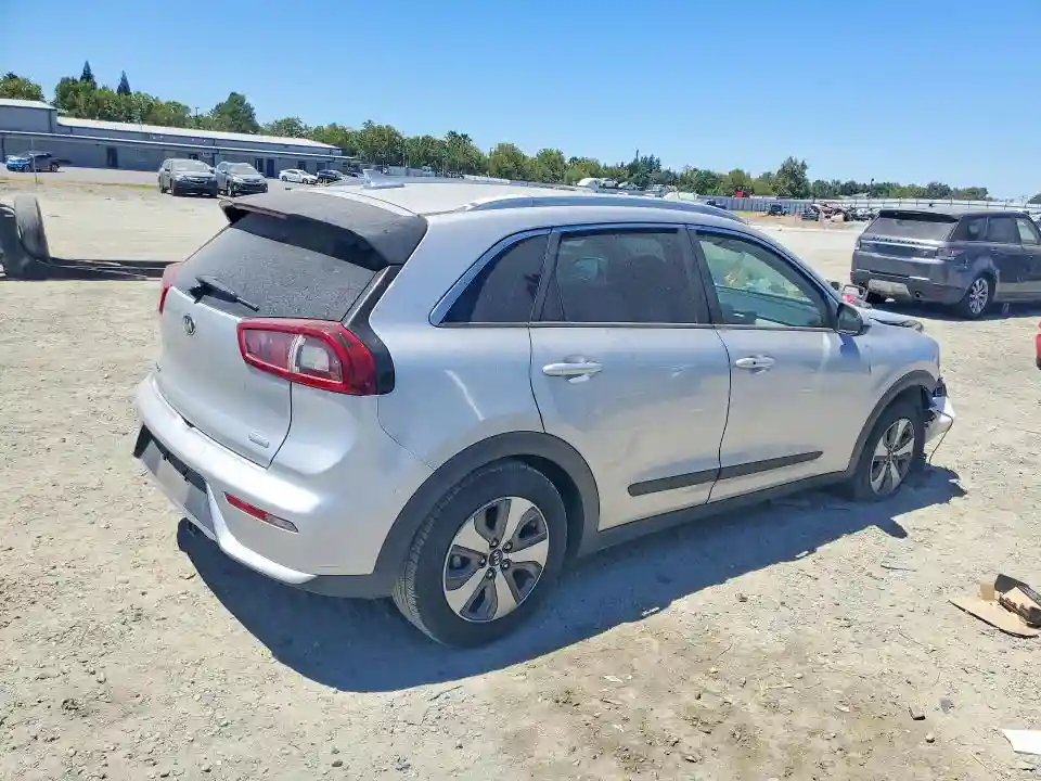 KNDCB3LC1K5297008 2019 KIA NIRO-2