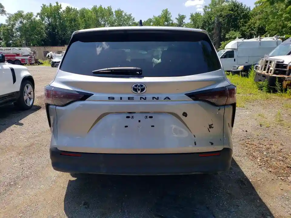 5TDKSKFC3RS140540 2024 TOYOTA SIENNA-5