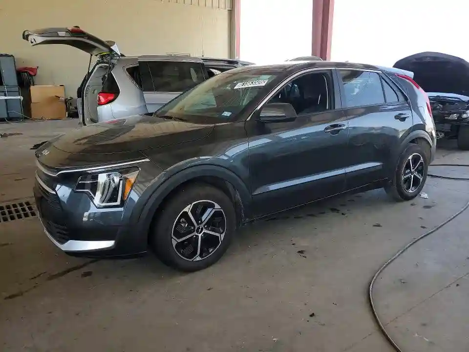 KNDCP3LE7T5346376 2026 KIA NIRO-0