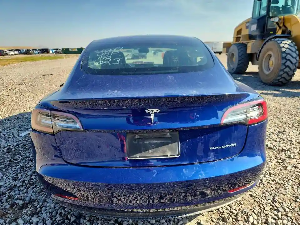 5YJ3E1EB7KF465023 2019 TESLA MODEL 3-5