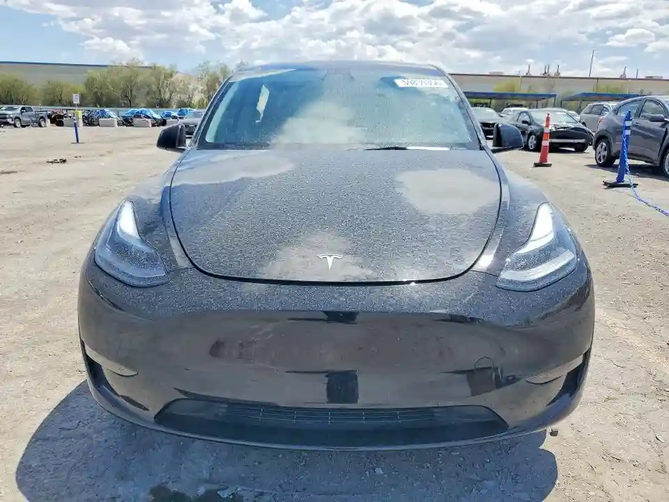 7SAYGDEE6PF629688 2023 TESLA MODEL Y-4