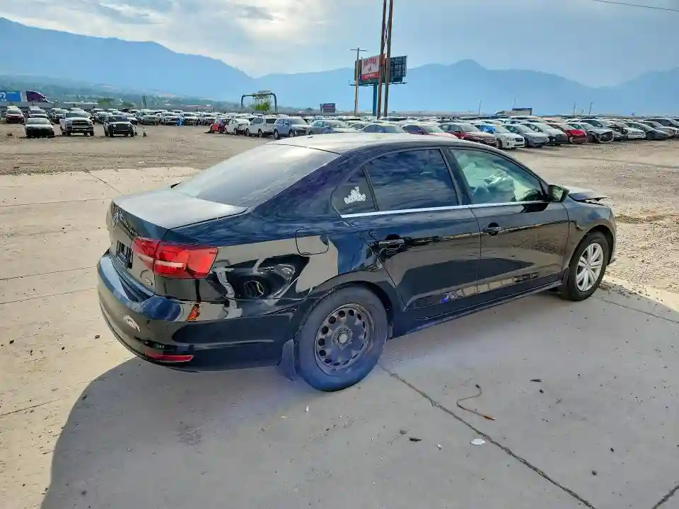 3VW167AJ2HM342669 2017 VOLKSWAGEN JETTA-2