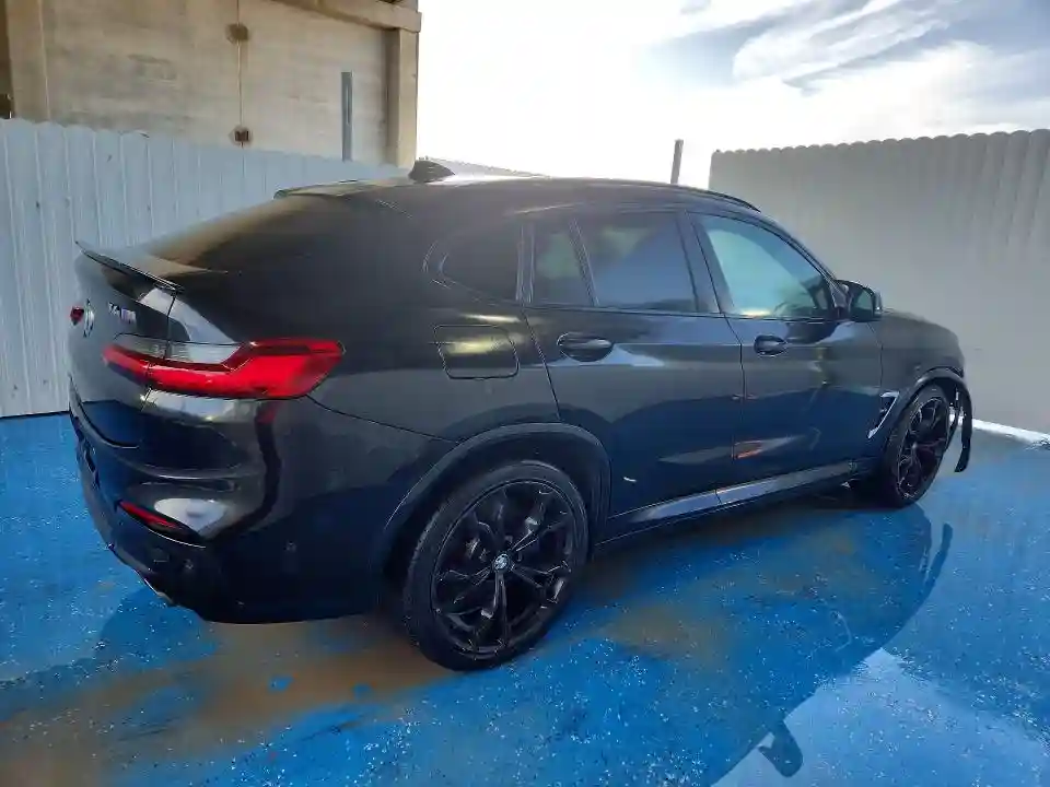 5YMUJ0C00L9B77460 2020 BMW X4-2