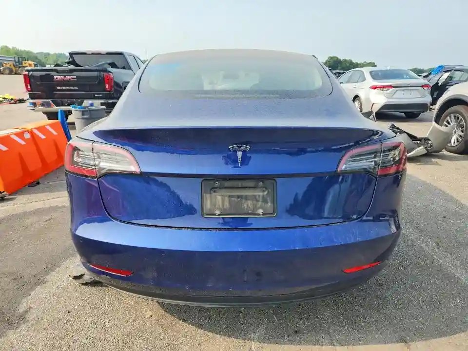 5YJ3E1EA7NF286928 2022 TESLA MODEL 3-5