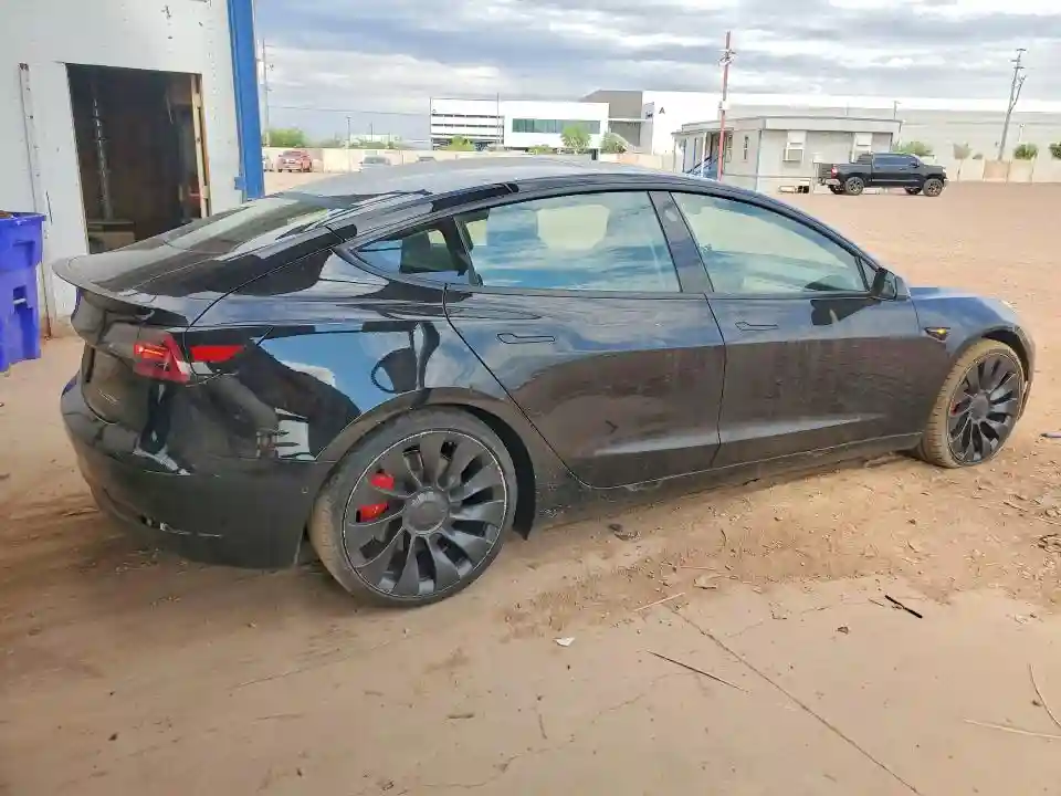5YJ3E1ECXNF296385 2022 TESLA MODEL 3-2