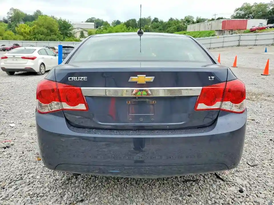 1G1PE5SB3G7163067 2016 CHEVROLET CRUZE-5