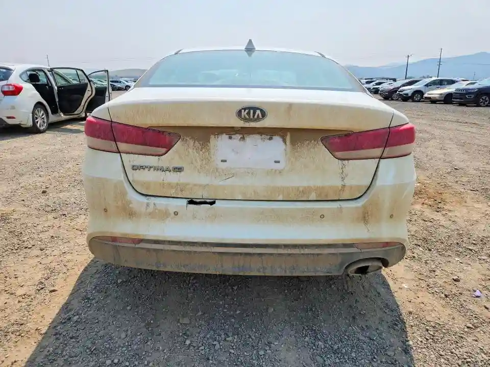 5XXGT4L38JG229304 2018 KIA OPTIMA-5