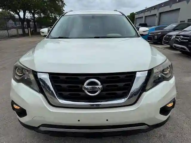 5N1DR2MM1HC627750 2017 NISSAN PATHFINDER-4