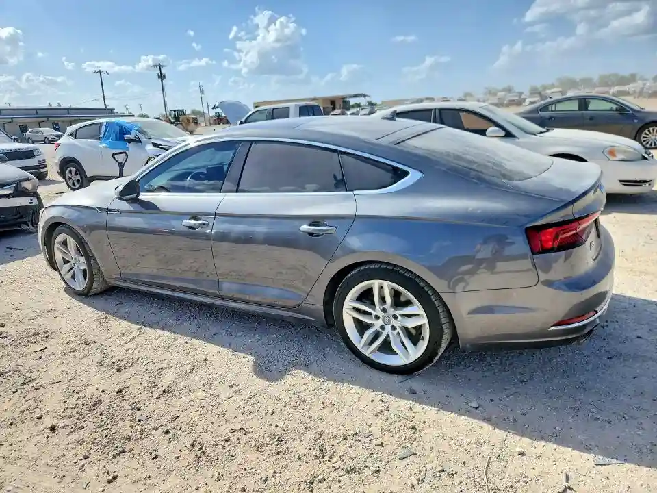 WAUANCF53KA062741 2019 AUDI A5-1