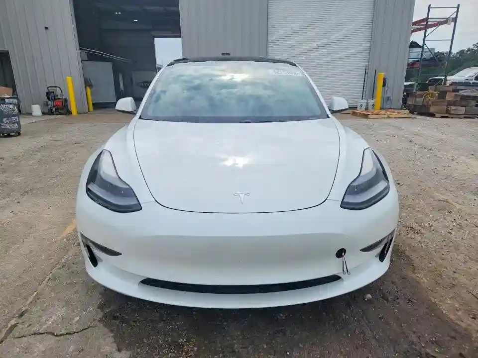 5YJ3E1EB2MF055930 2021 TESLA MODEL 3-4
