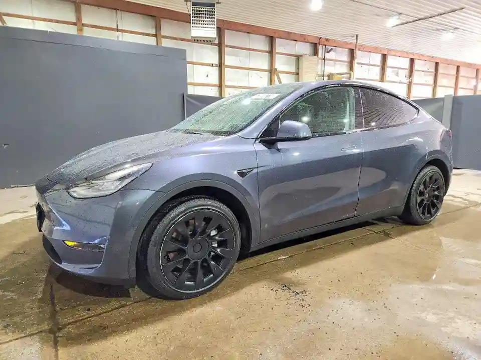 7SAYGDEE0NF386103 2022 TESLA MODEL Y-0
