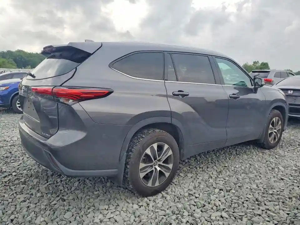 5TDHZRBH9MS554267 2021 TOYOTA HIGHLANDER-2