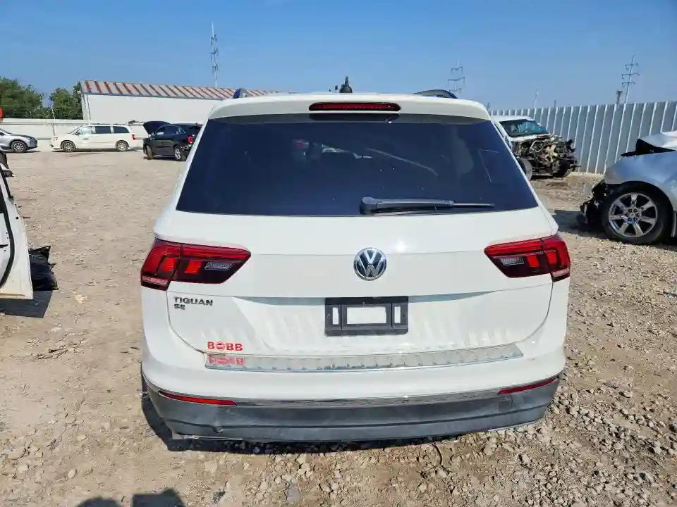 3VV3B7AX6LM040744 2020 VOLKSWAGEN TIGUAN-5