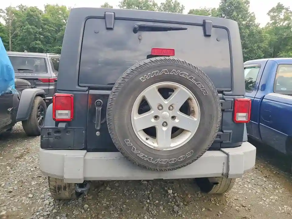 1C4BJWDG6FL637529 2015 JEEP WRANGLER-5