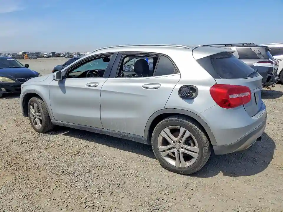 WDCTG4GB7FJ053637 2015 MERCEDES-BENZ GLA-CLASS-1