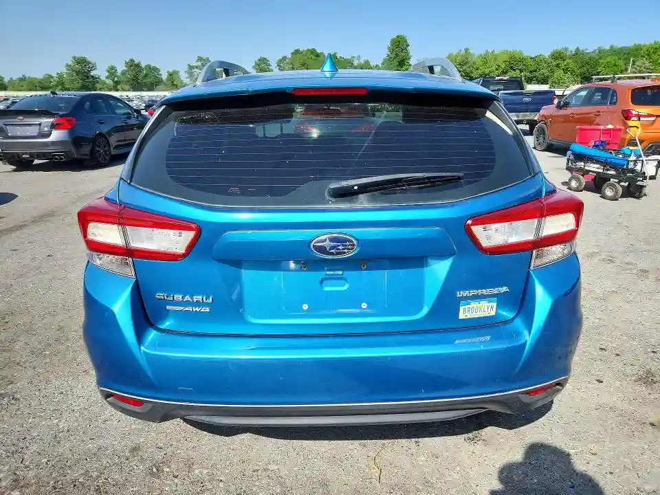 4S3GTAC67K3716374 2019 SUBARU IMPREZA-5