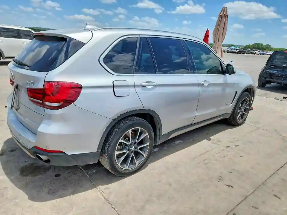 5UXKR2C30H0U23431 2017 BMW X5-2