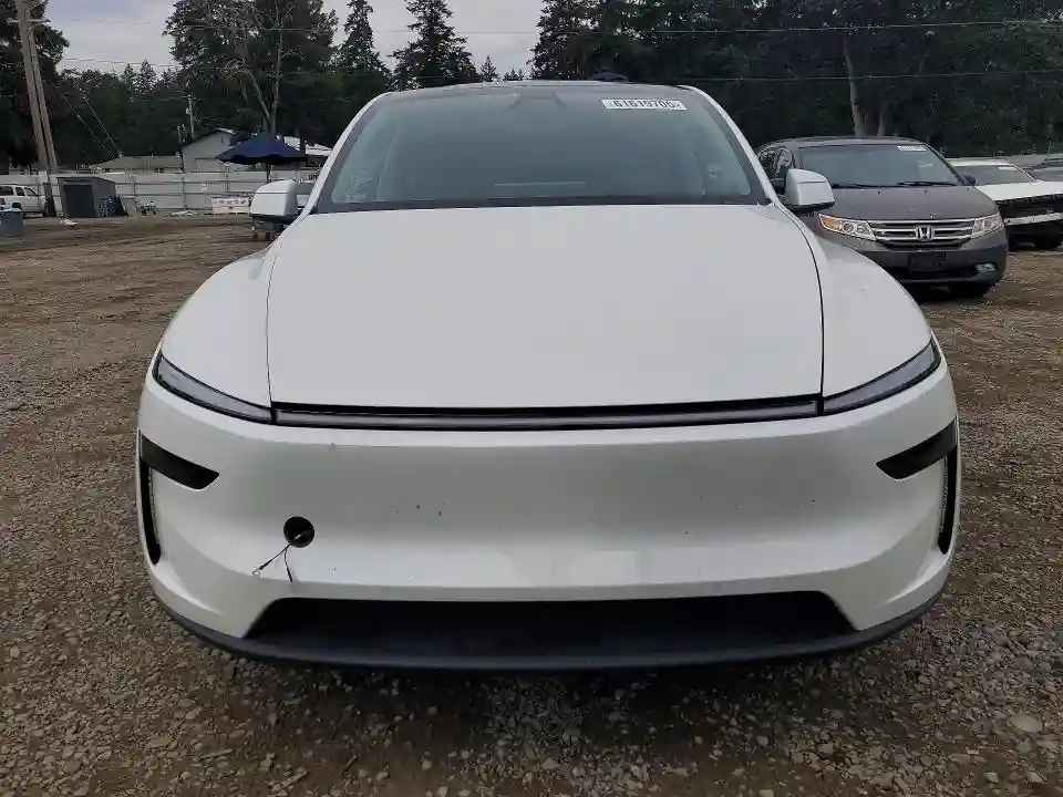 7SAYGDEE5TF334933 2026 TESLA MODEL Y-4