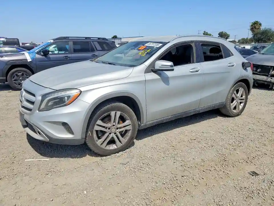 WDCTG4GB7FJ053637 2015 MERCEDES-BENZ GLA-CLASS-0
