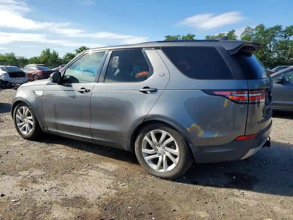 SALRR2RK2JA063232 2018 LAND ROVER DISCOVERY-1