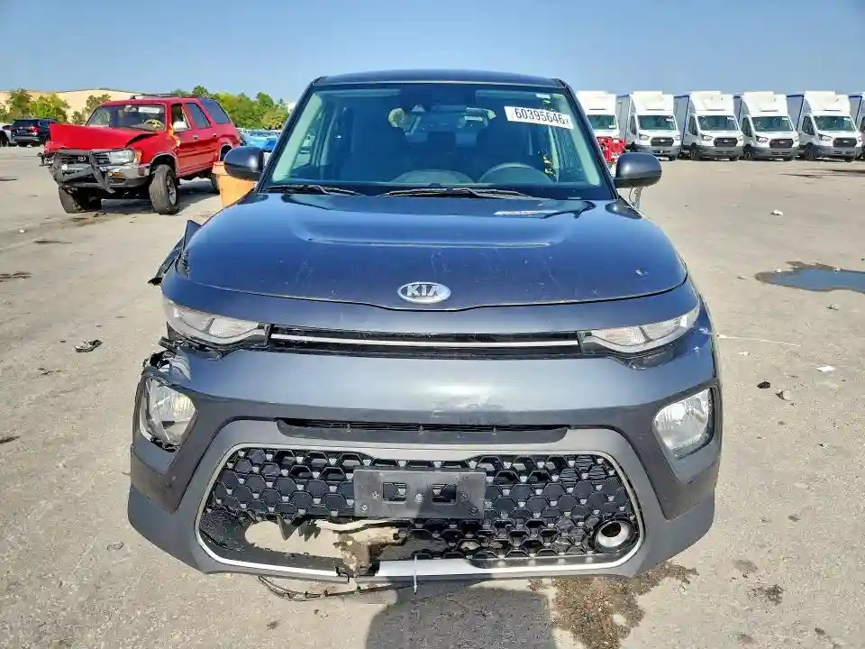 KNDJ23AU9M7736417 2021 KIA SOUL-4