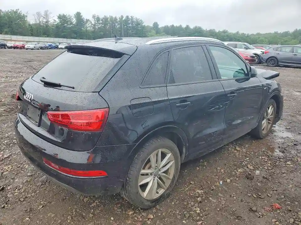 WA1BCCFS3JR023001 2018 AUDI Q3-2