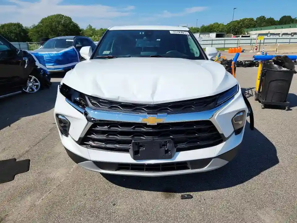 3GNKBCR46TS174377 2026 CHEVROLET BLAZER-4