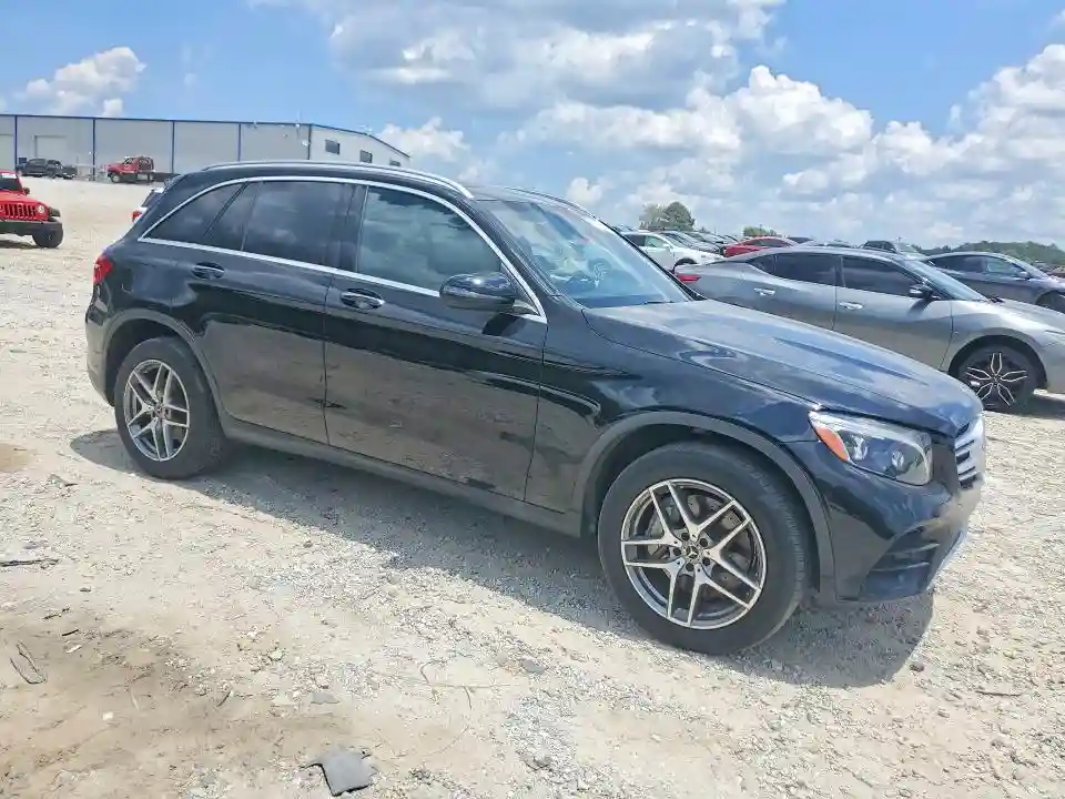WDC0G4JB6HF256164 2017 MERCEDES-BENZ GLC-CLASS-3