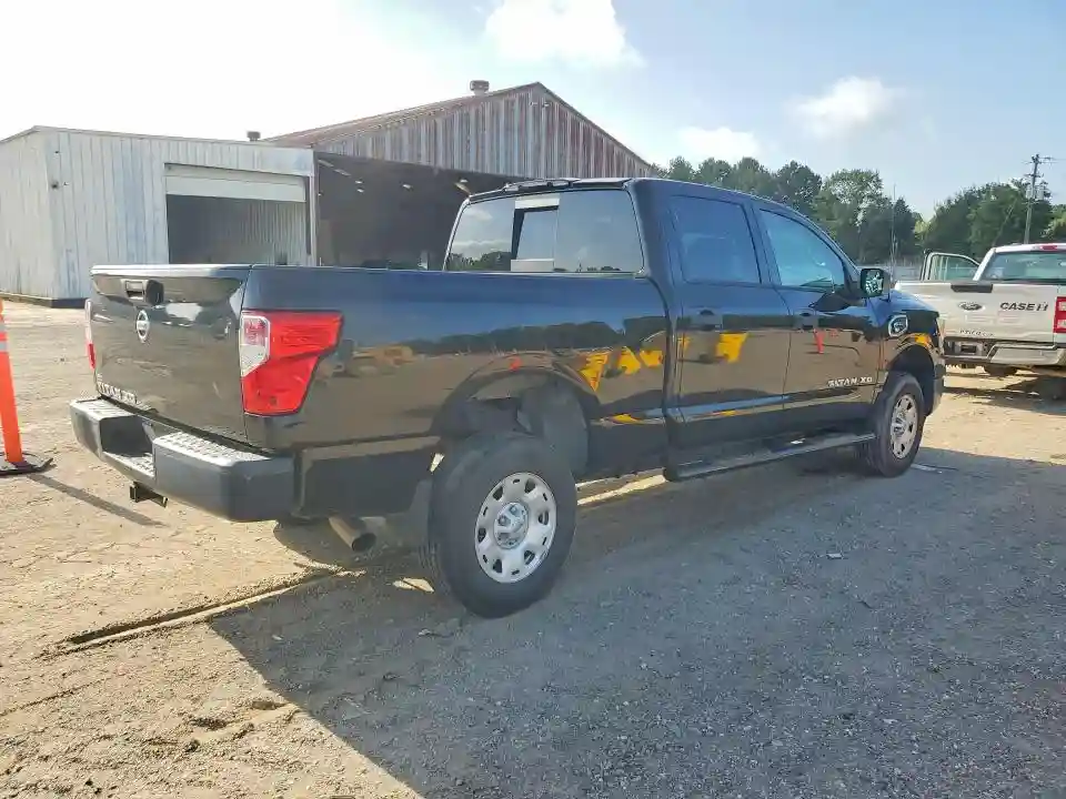 1N6BA1F13HN512990 2017 NISSAN TITAN-2