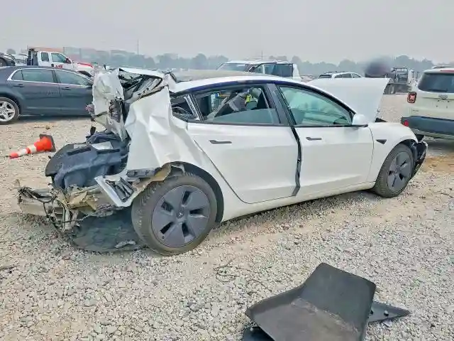 5YJ3E1EB5MF088128 2021 TESLA MODEL 3-2
