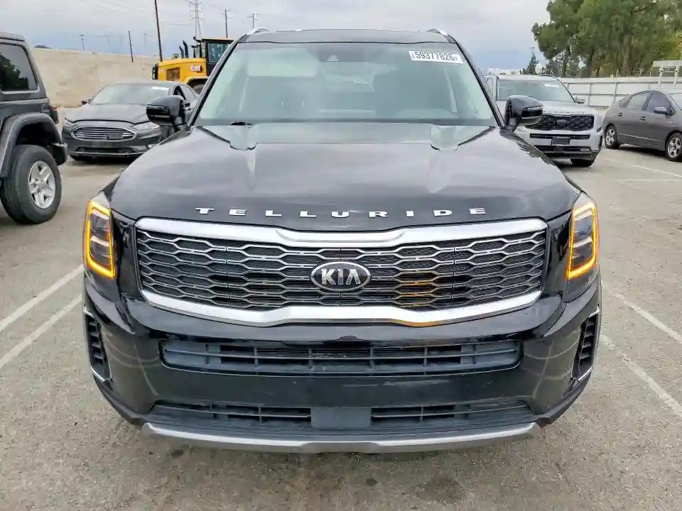 5XYP34HC2MG184272 2021 KIA TELLURIDE-4