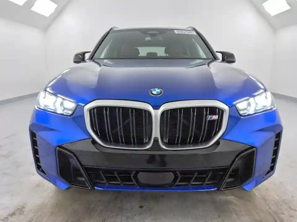 5UX33EU04T9018947 2026 BMW X5-4
