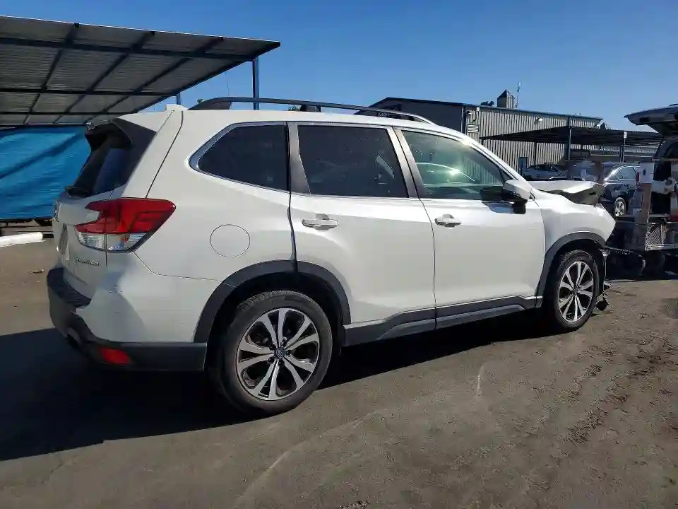 JF2SKAUC4MH450983 2021 SUBARU FORESTER-2