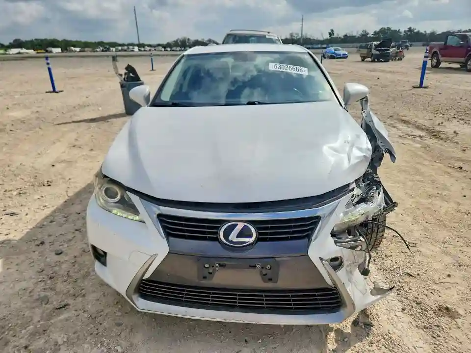 JTHKD5BH4F2225627 2015 LEXUS CT 200-4