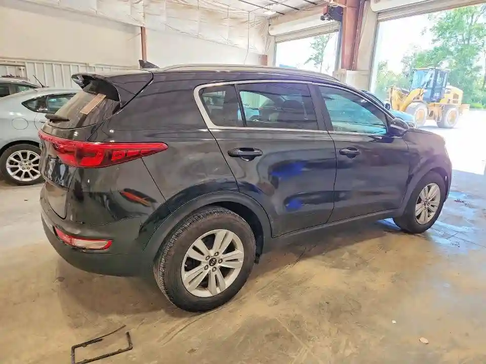 KNDPM3AC0J7425241 2018 KIA SPORTAGE-2