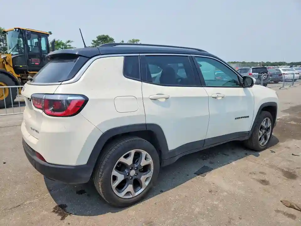 3C4NJDCB6KT657141 2019 JEEP COMPASS-2