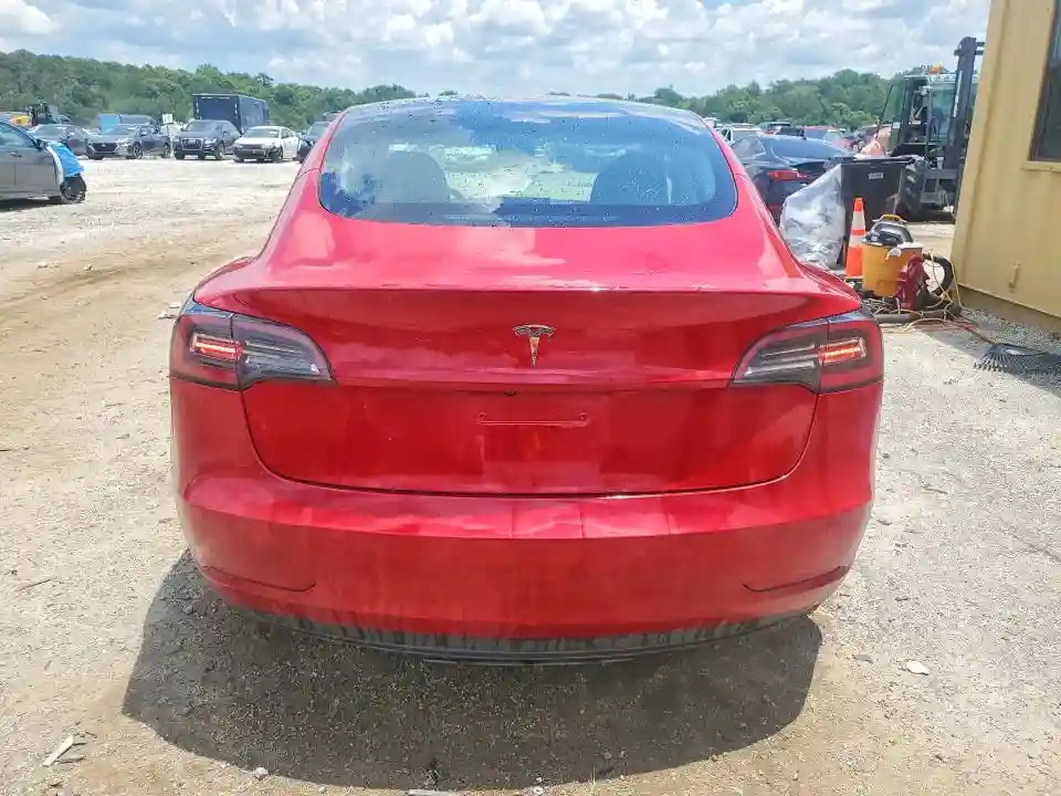5YJ3E1EA4NF290385 2022 TESLA MODEL 3-5