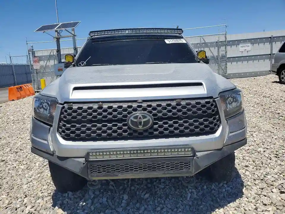 5TFDW5F14HX648585 2017 TOYOTA TUNDRA-4
