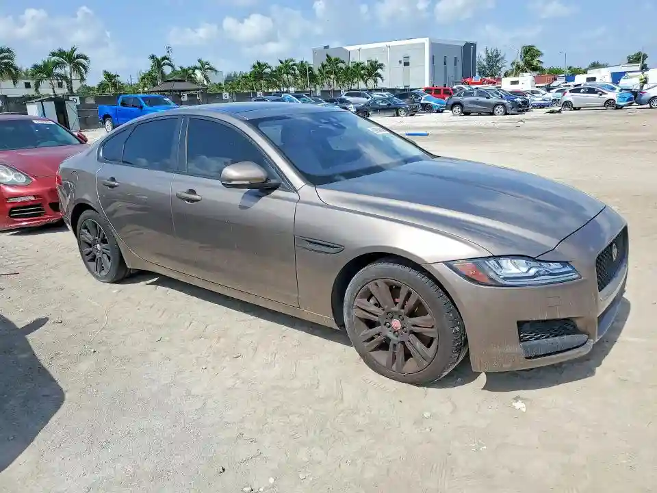 SAJBD4BV0HCY32964 2017 JAGUAR XF-3
