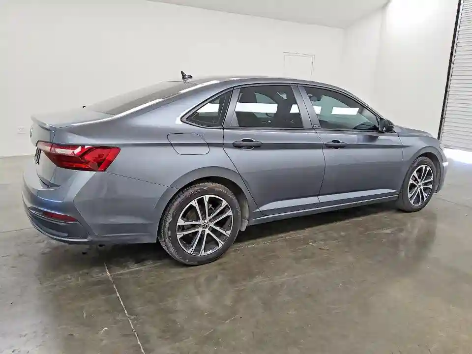 3VWBM7BU8RM021403 2024 VOLKSWAGEN JETTA-2