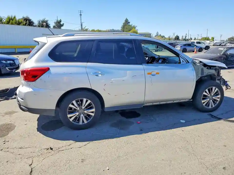 5N1DR2MN1HC608544 2017 NISSAN PATHFINDER-2