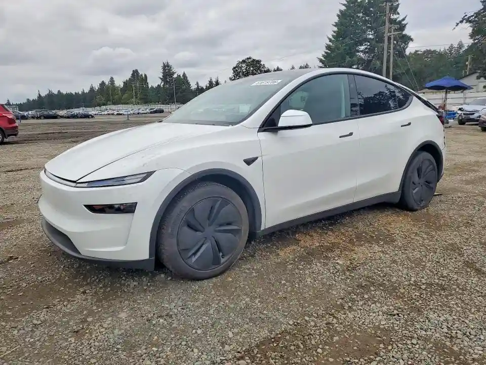 7SAYGDEE5TF334933 2026 TESLA MODEL Y-0