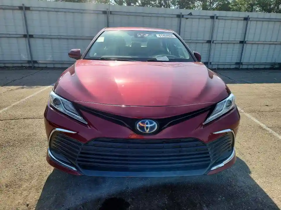 4T1F31AK7MU547266 2021 TOYOTA CAMRY-4